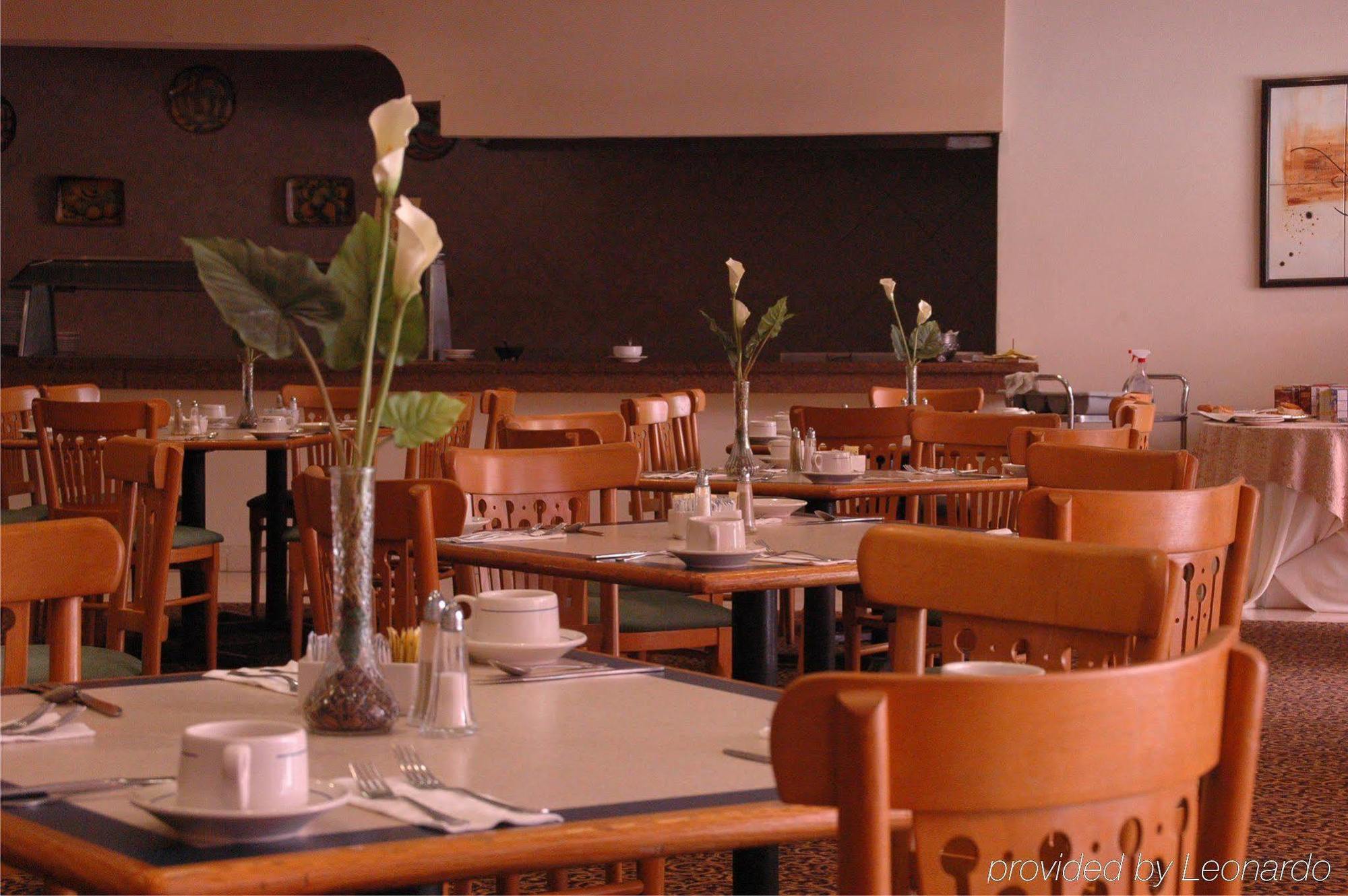 Best Western Residencial Inn And Suites Matamoros  Restaurant photo
